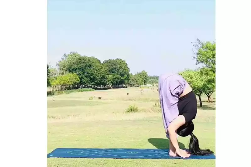 Surya-Namaskar-3